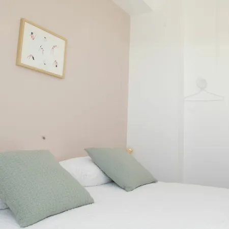 Sleepinconcarneau, 200 M De La Mer, Centre-Ville Pietonnier Buitenkant foto